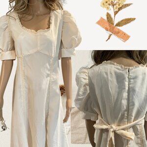 Vintage Cream Jane Austen-Inspired Romantic Dress / Cottagecore Regencycore